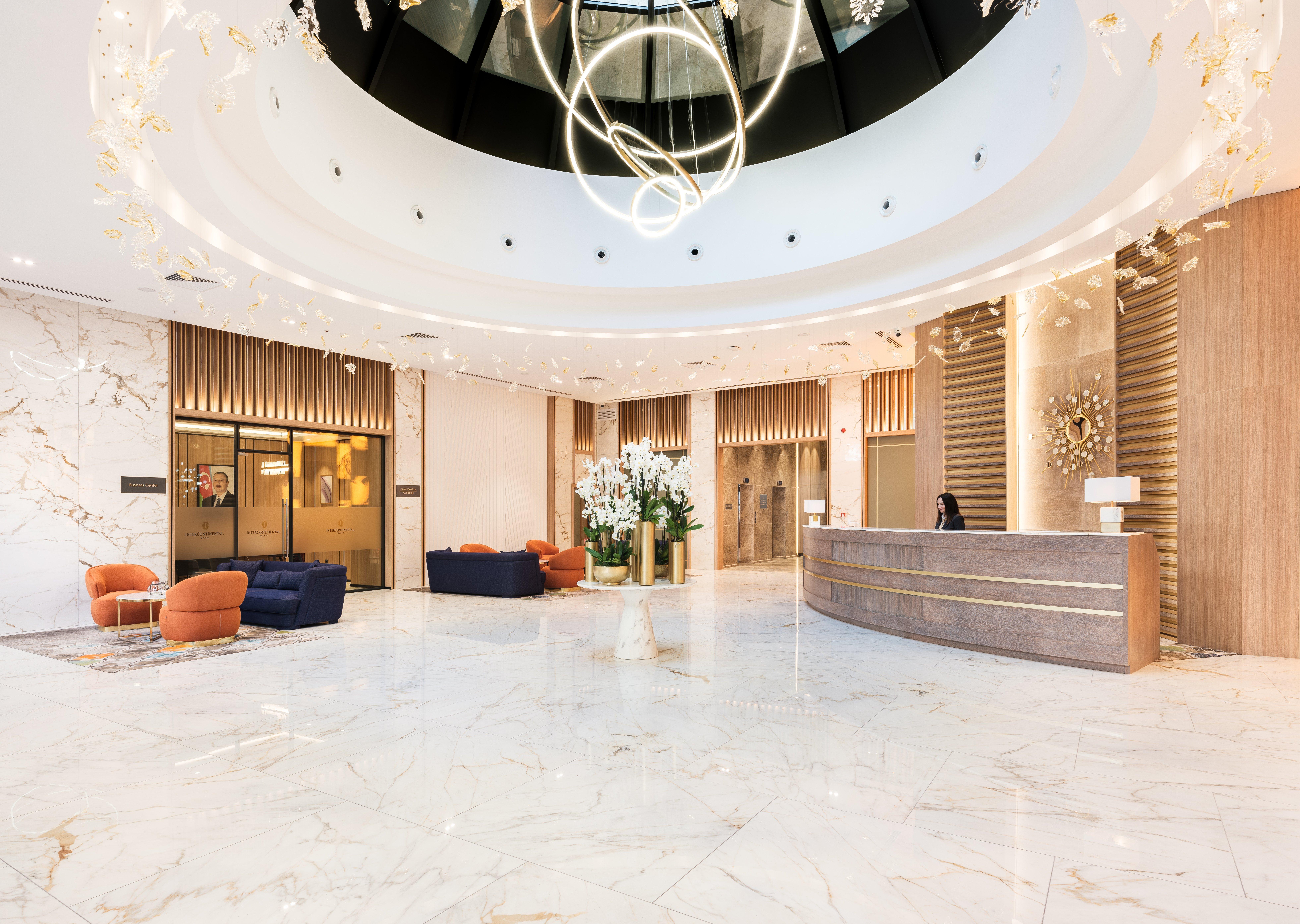 Hotel Intercontinental Baku By Ihg Exterior foto Lobby