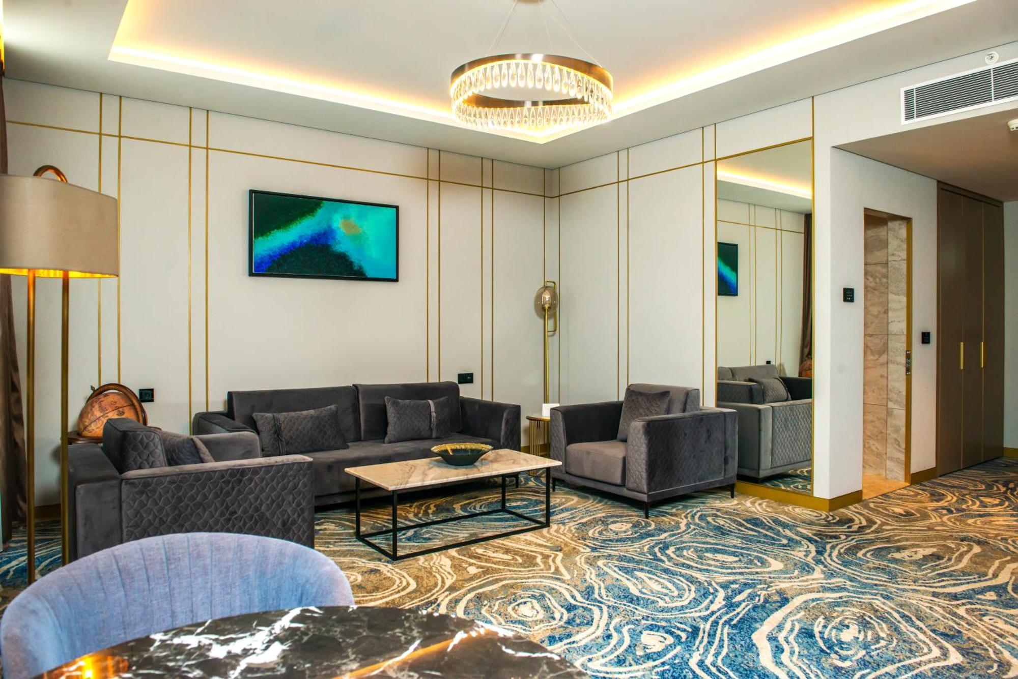 Hotel Intercontinental Baku By Ihg Exterior foto The interior of the hotel